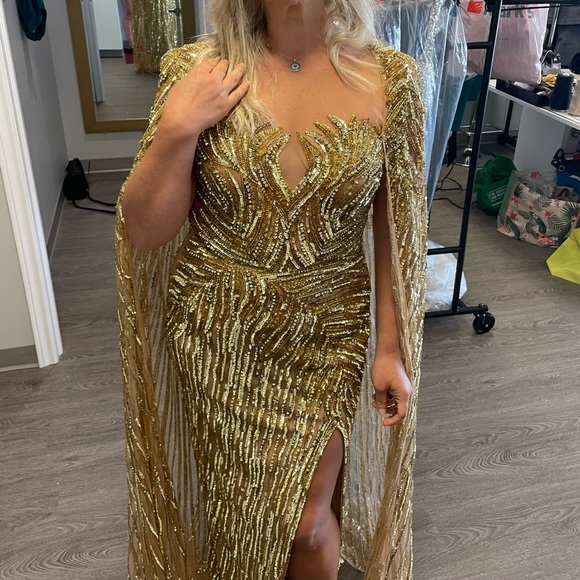 Gold MNM couture dress Fouad Sarkis - Picture 4 of 11